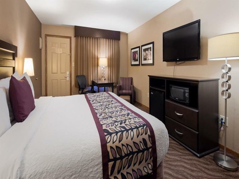Quality Inn & Suites Detroit Lakes Exterior photo